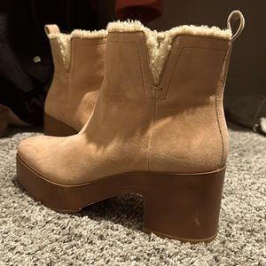 Vince Camcto Sherpa lined heeled boots